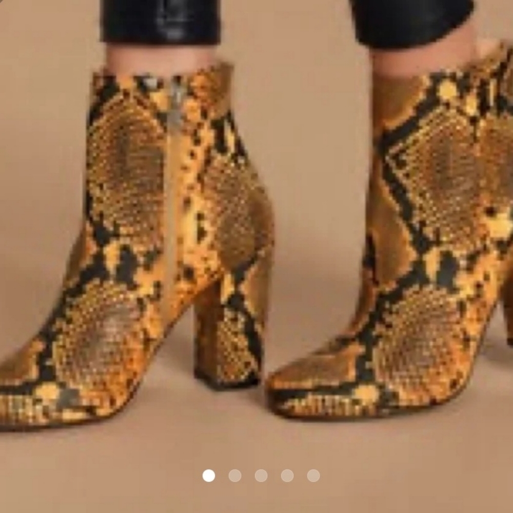 STEVE MADDEN / Pixie / Yellow Snake Mid-Calf Boots - Picture 8 of 8